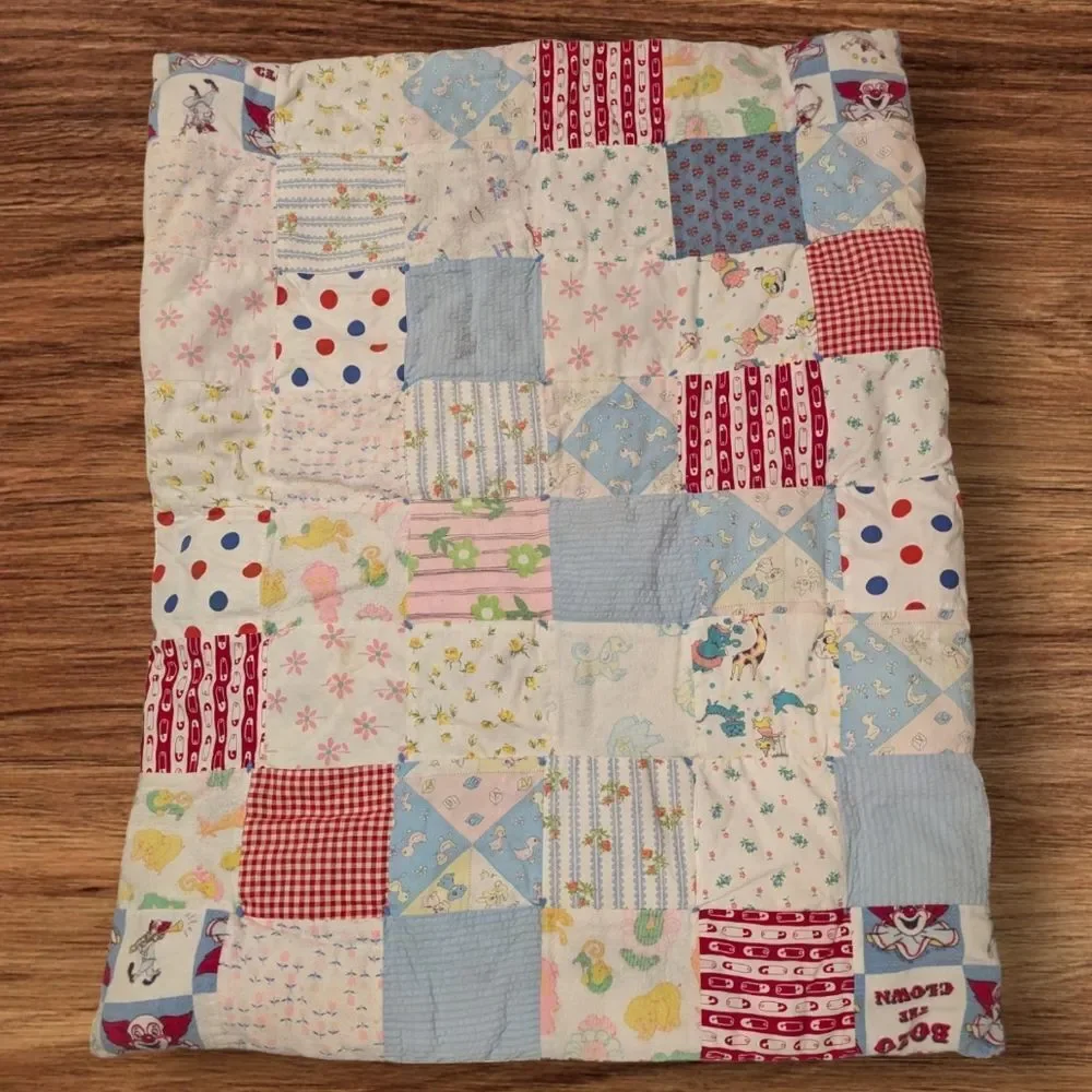 Vintage Homespun patchwork‎ baby quilt floral zoo cottage core